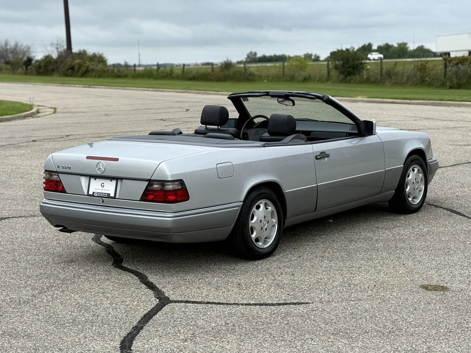 1995 Mercedes-Benz W124 E-Class - Image 25 of 31