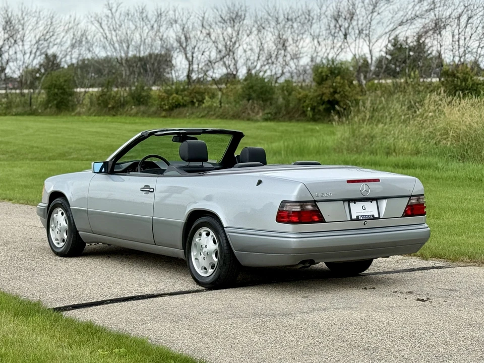 1995 Mercedes-Benz W124 E-Class - Image 8 of 31
