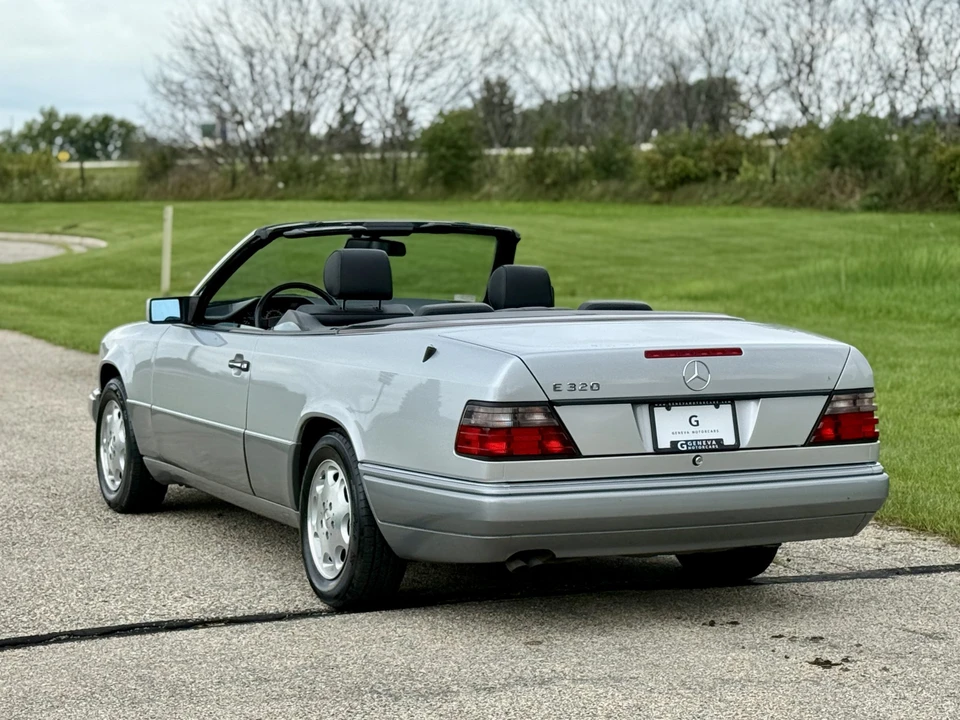 1995 Mercedes-Benz W124 E-Class - Image 9 of 31