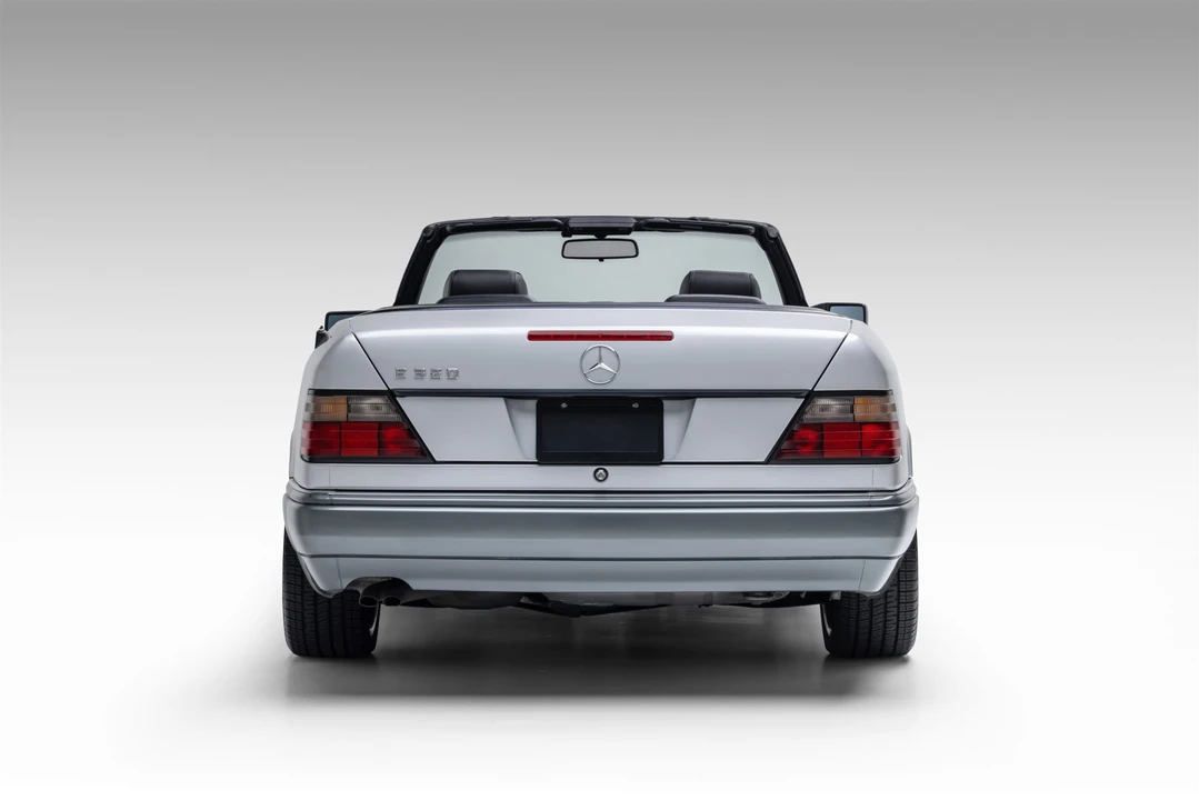 1995 Mercedes-Benz W124 E-Class - Image 13 of 31