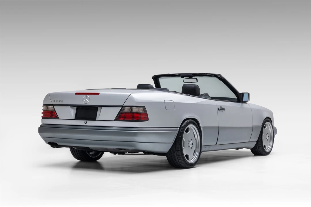 1995 Mercedes-Benz W124 E-Class - Image 11 of 31