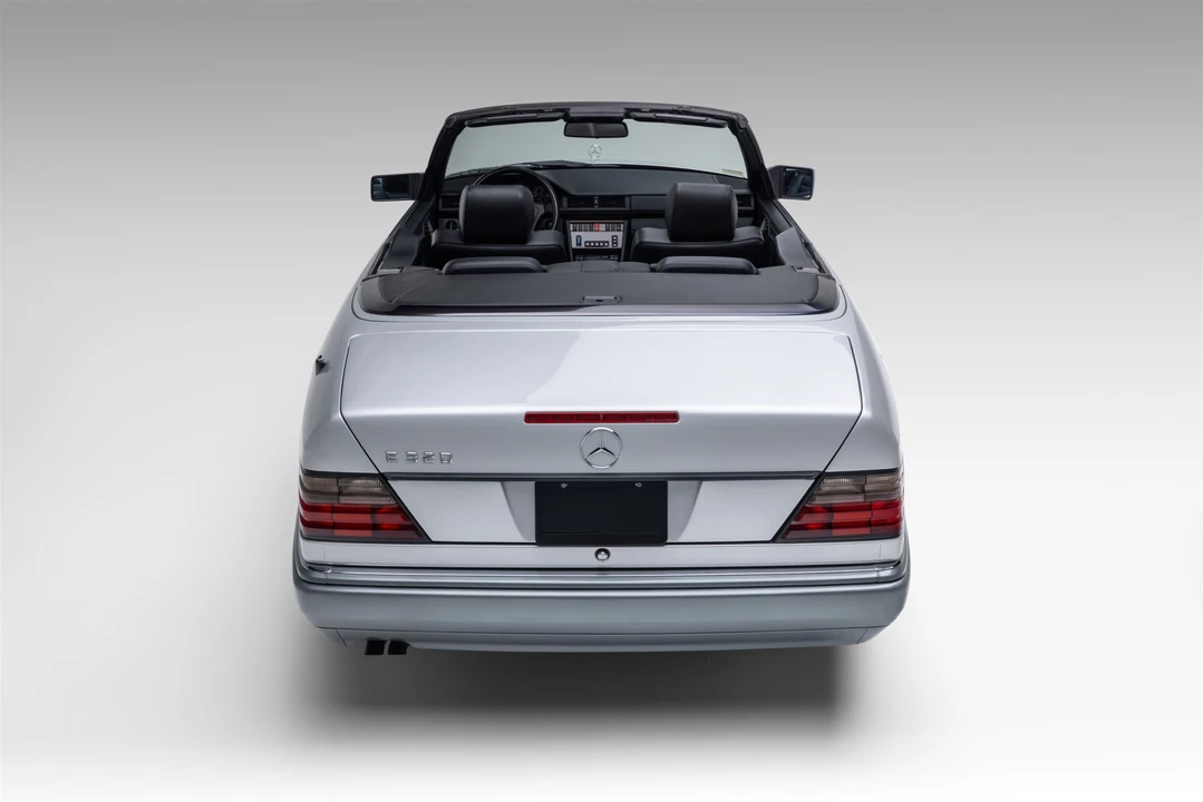 1995 Mercedes-Benz W124 E-Class - Image 12 of 31