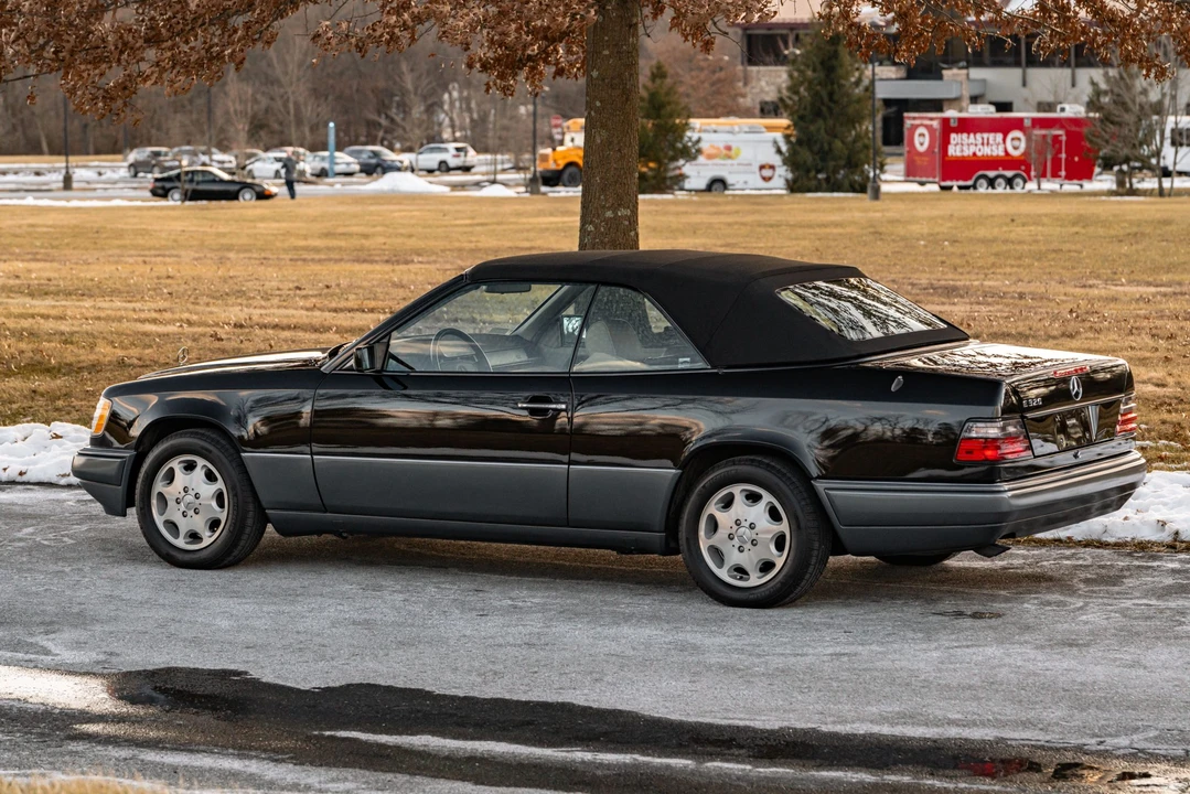 1995 Mercedes-Benz W124 E-Class - Image 25 of 31