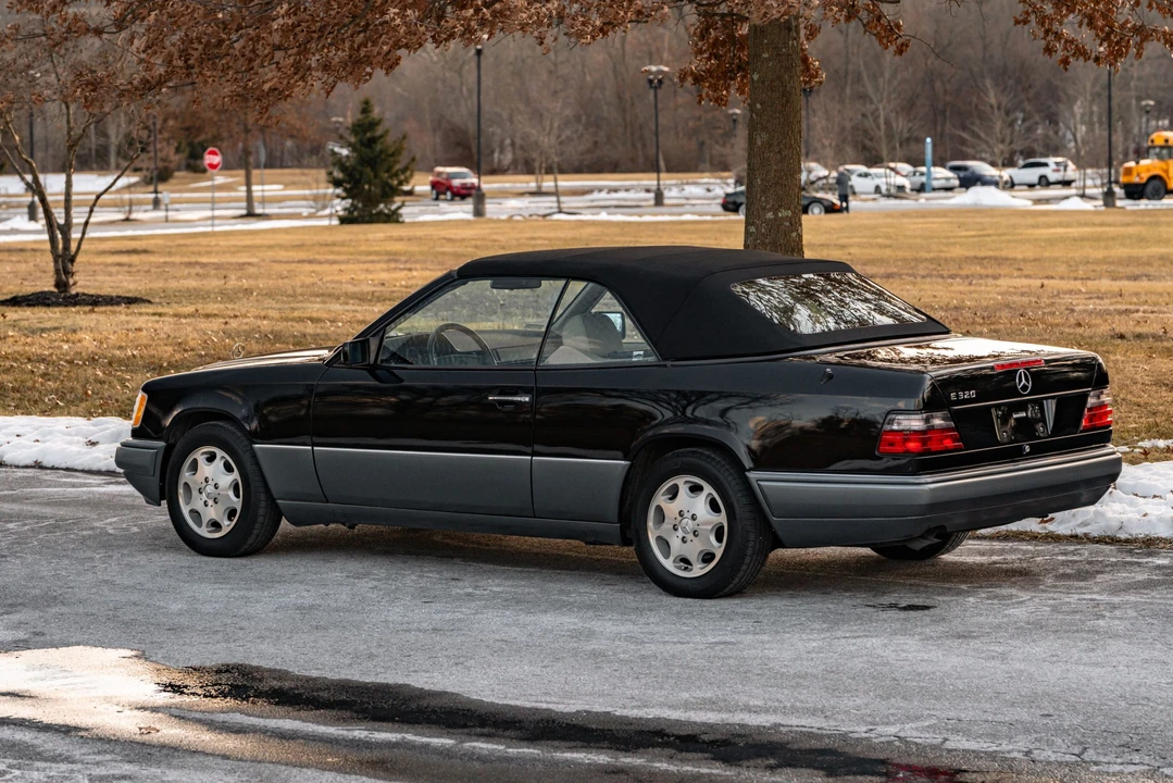 1995 Mercedes-Benz W124 E-Class - Image 27 of 31
