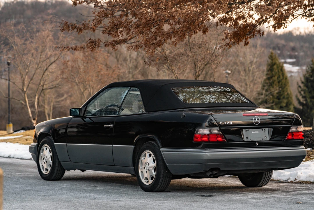 1995 Mercedes-Benz W124 E-Class - Image 29 of 31