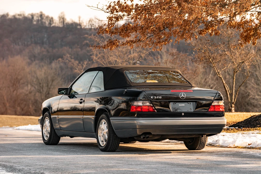 1995 Mercedes-Benz W124 E-Class - Image 31 of 31
