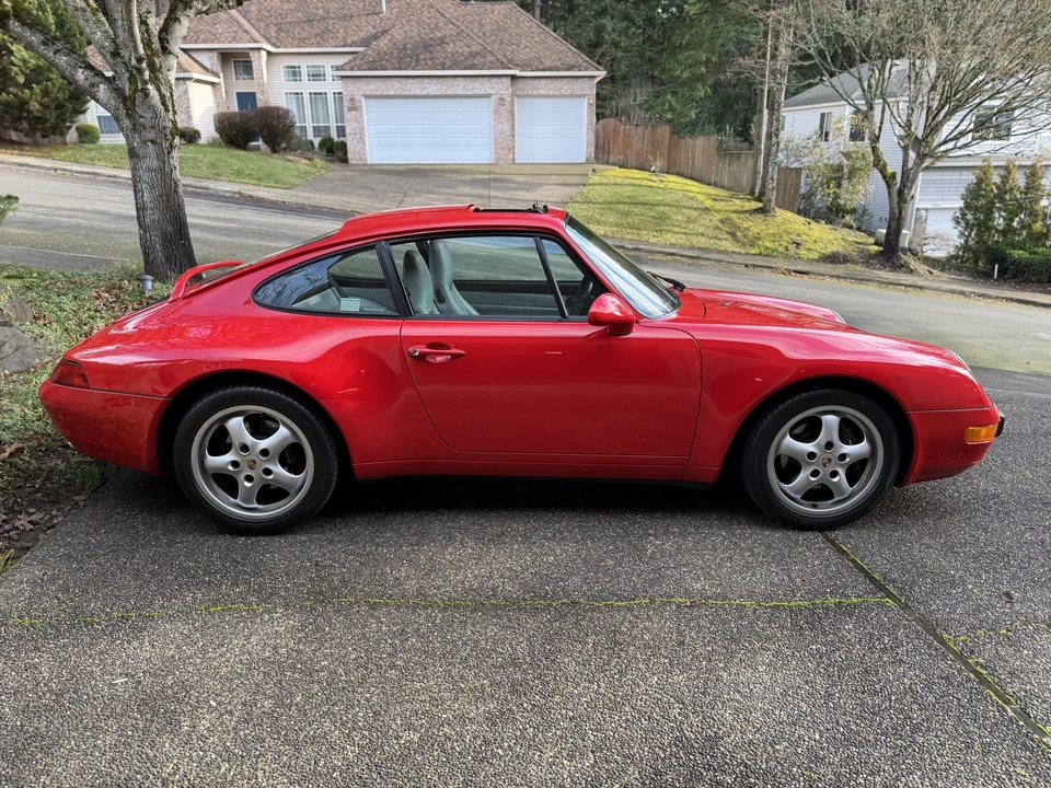 1995 Porsche 993 Carrera - Image 2 of 31