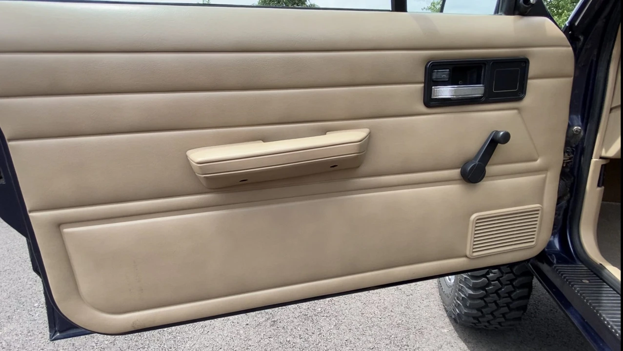 1996 Jeep XJ Cherokee - Image 23 of 31