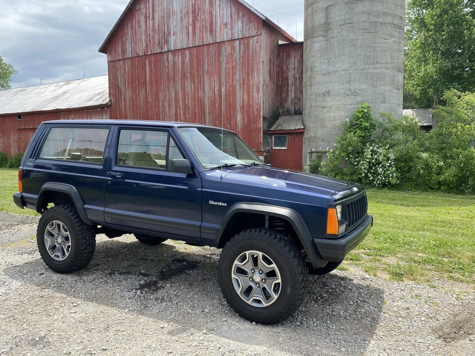 1996 Jeep XJ Cherokee - Image 9 of 31