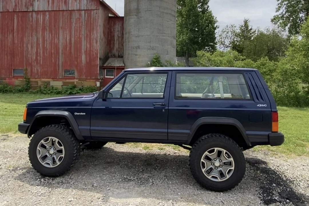 1996 Jeep XJ Cherokee - Image 3 of 31