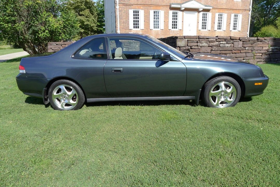 1997 Honda Prelude 5th Gen - Image 18 of 31