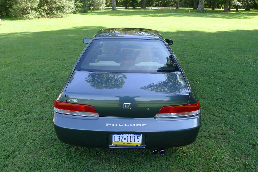 1997 Honda Prelude 5th Gen - Image 11 of 31