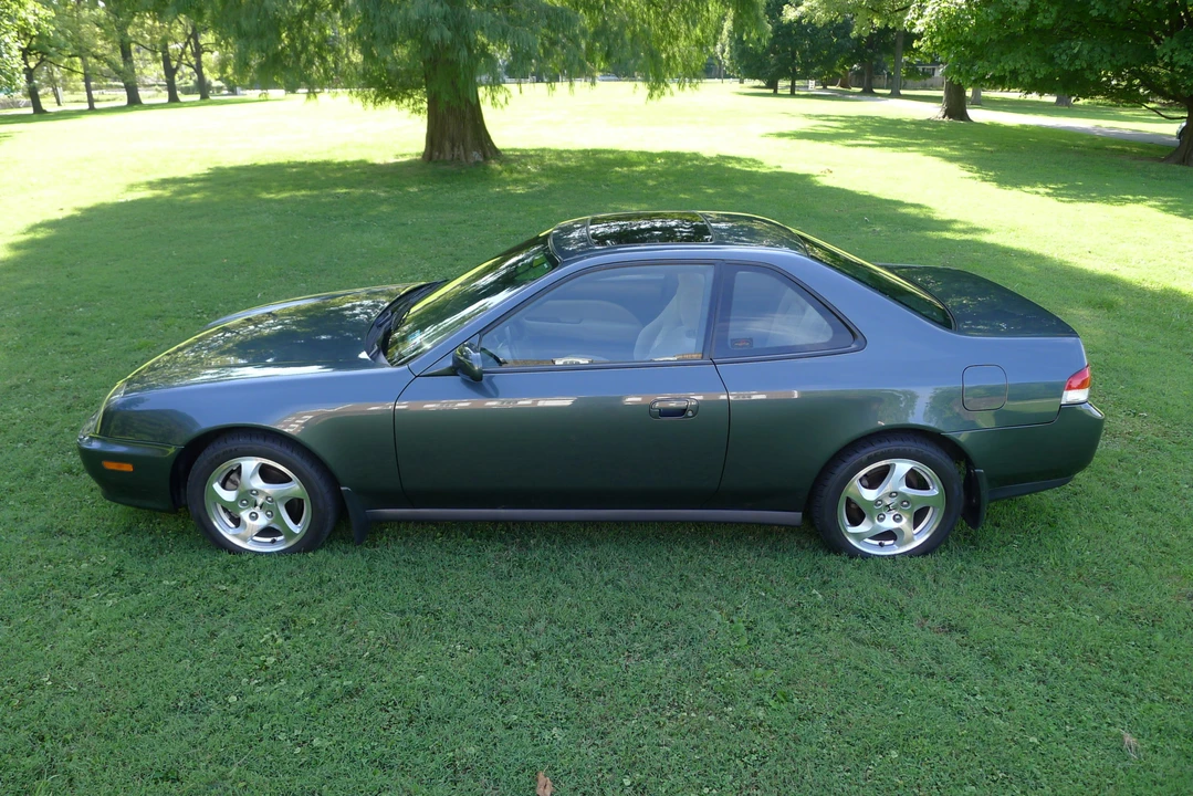 1997 Honda Prelude 5th Gen - Image 5 of 31