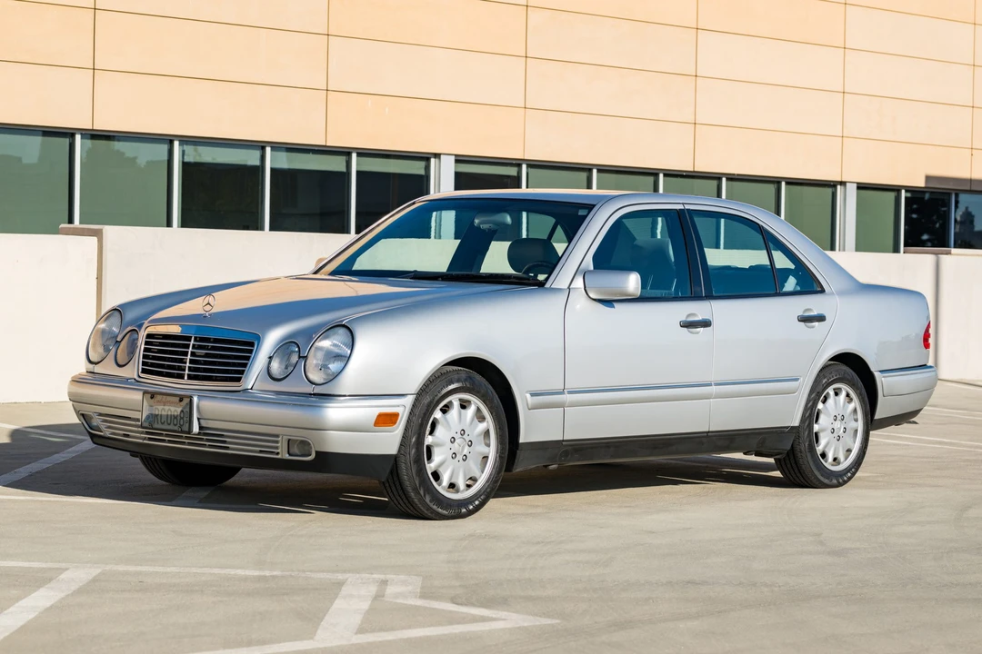 1997 Mercedes-Benz W210 E-Class - Image 2 of 31