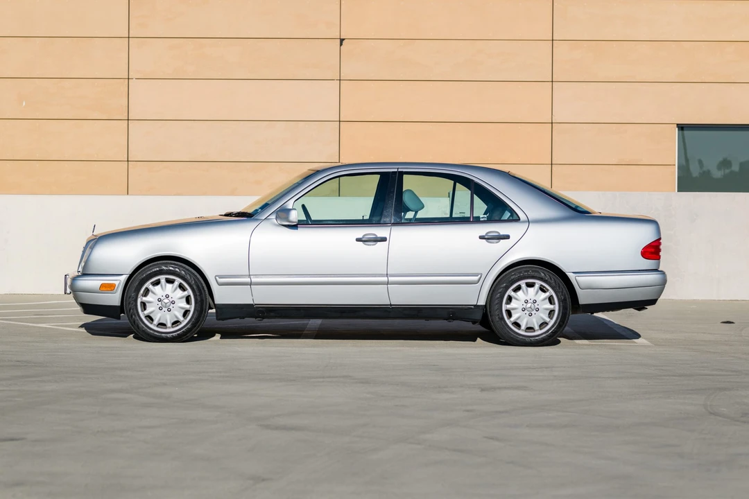 1997 Mercedes-Benz W210 E-Class - Image 3 of 31