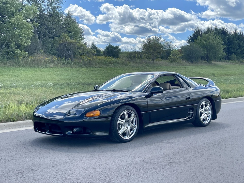 1997 Mitsubishi 3000GT Series 3 - Image 2 of 31