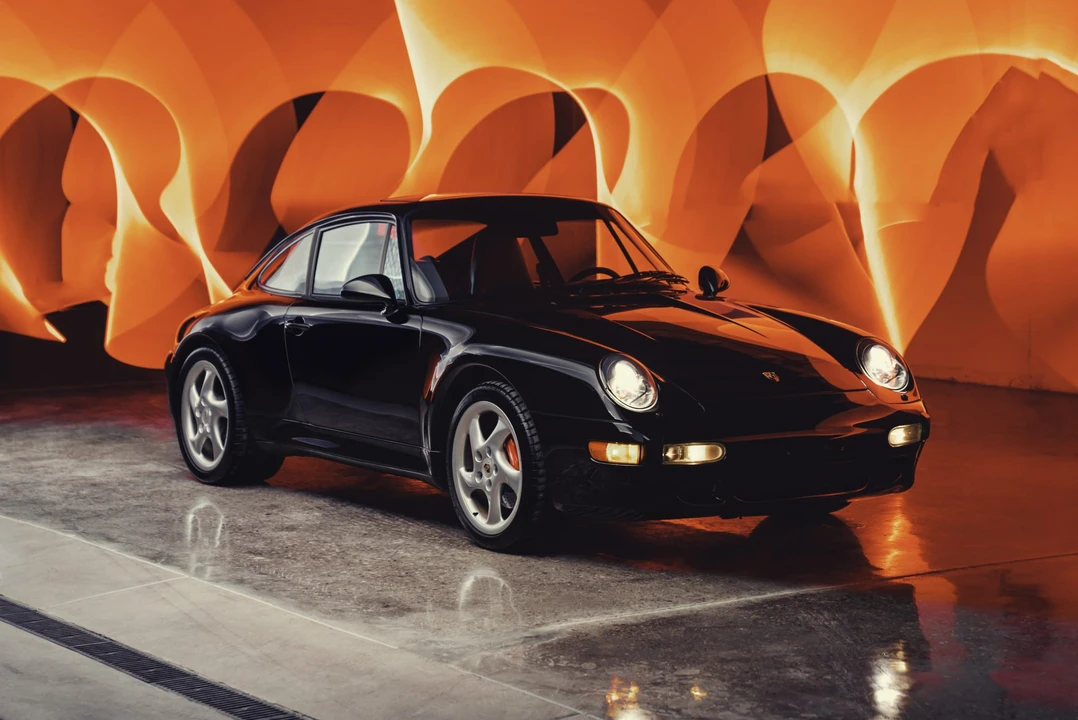 1997 Porsche 993 Carrera 4S - Image 4 of 31
