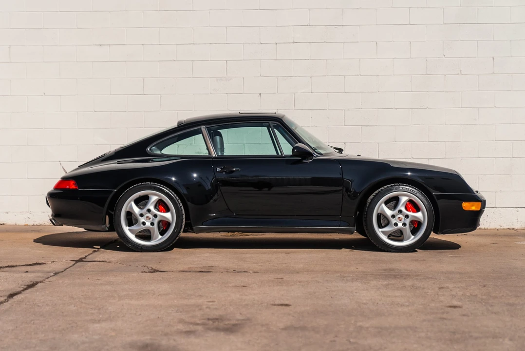 1997 Porsche 993 Carrera 4S - Image 21 of 31