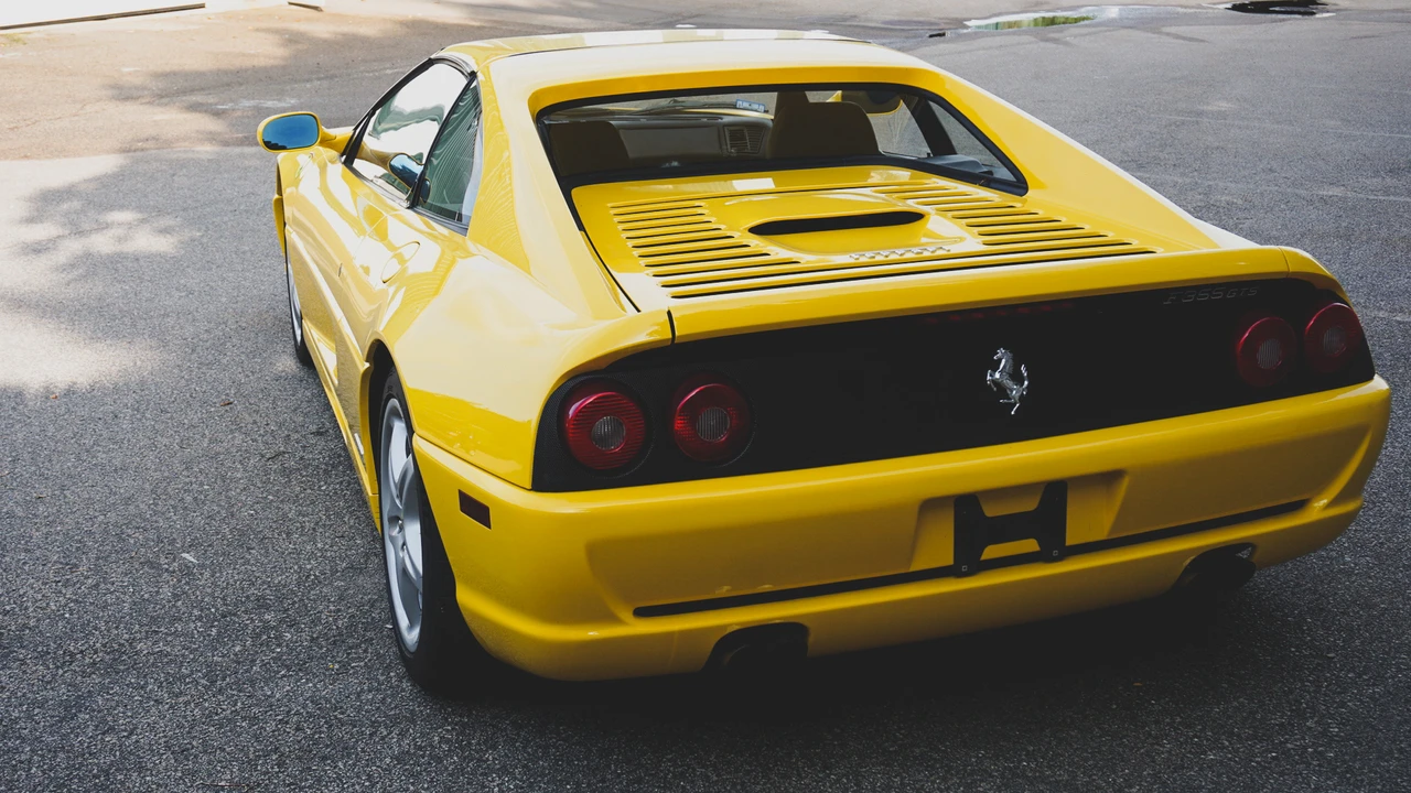 1998 Ferrari F355 GTS - Image 28 of 31