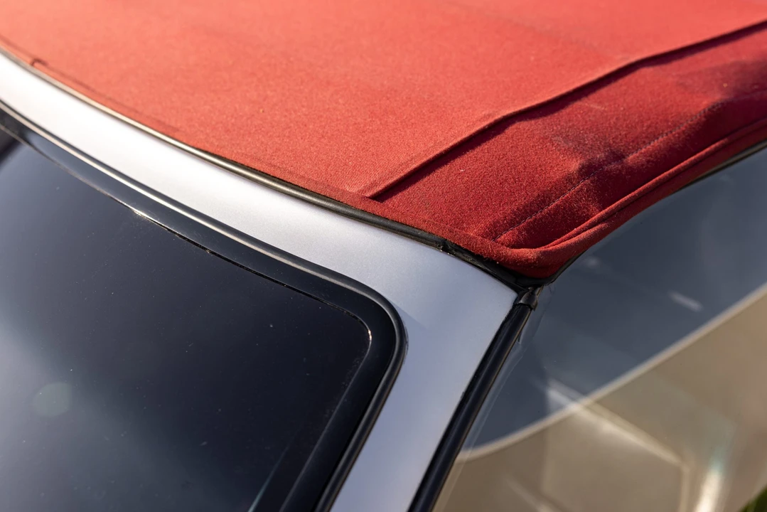 1998 Ferrari F355 Spider - Image 21 of 31