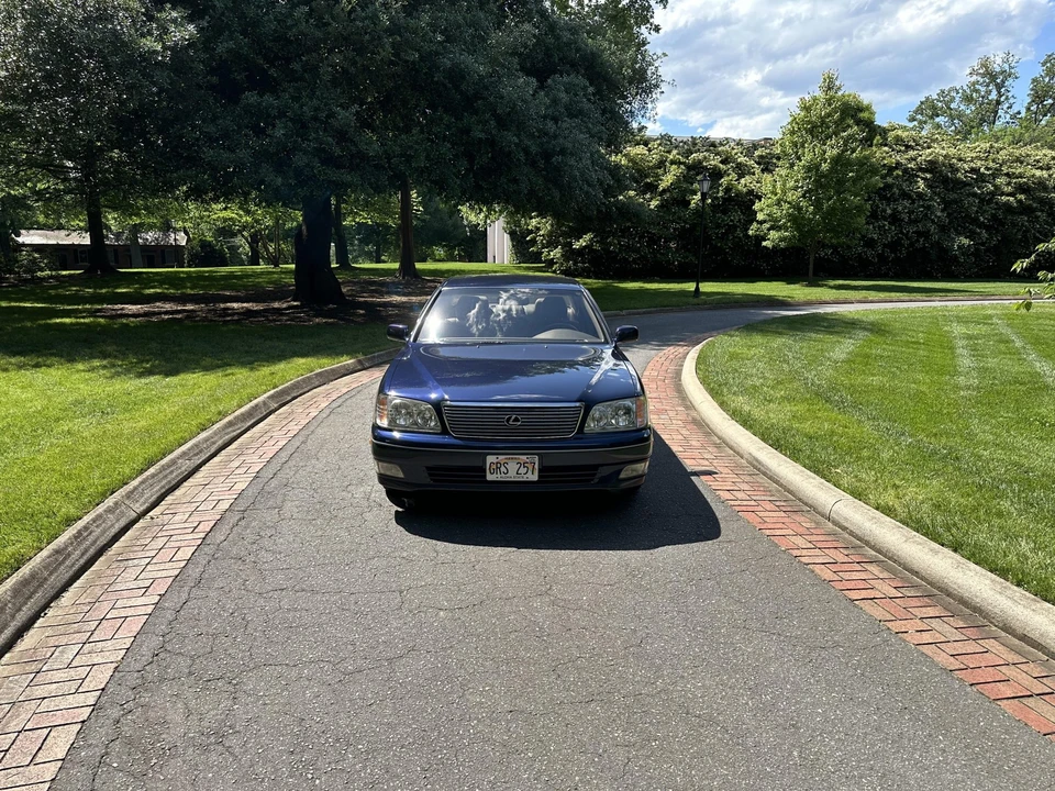 1998 Lexus LS 2nd Gen - Image 5 of 31