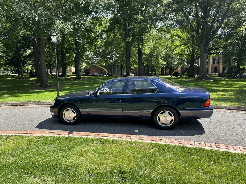 1998 Lexus LS 2nd Gen - Image 20 of 31