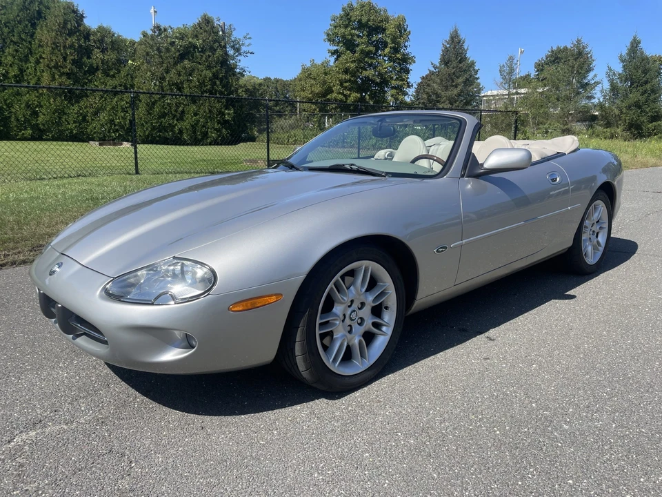 1999 Jaguar X100 XK8 - Image 10 of 31