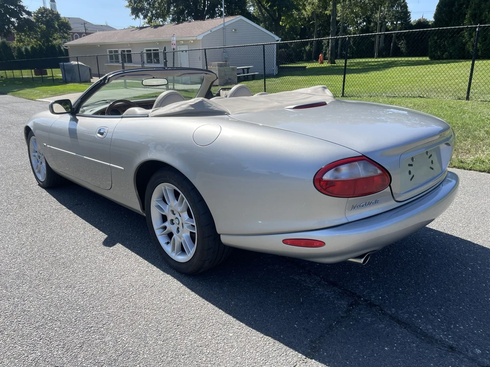 1999 Jaguar X100 XK8 - Image 12 of 31