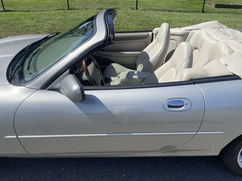 1999 Jaguar X100 XK8 - Image 25 of 31