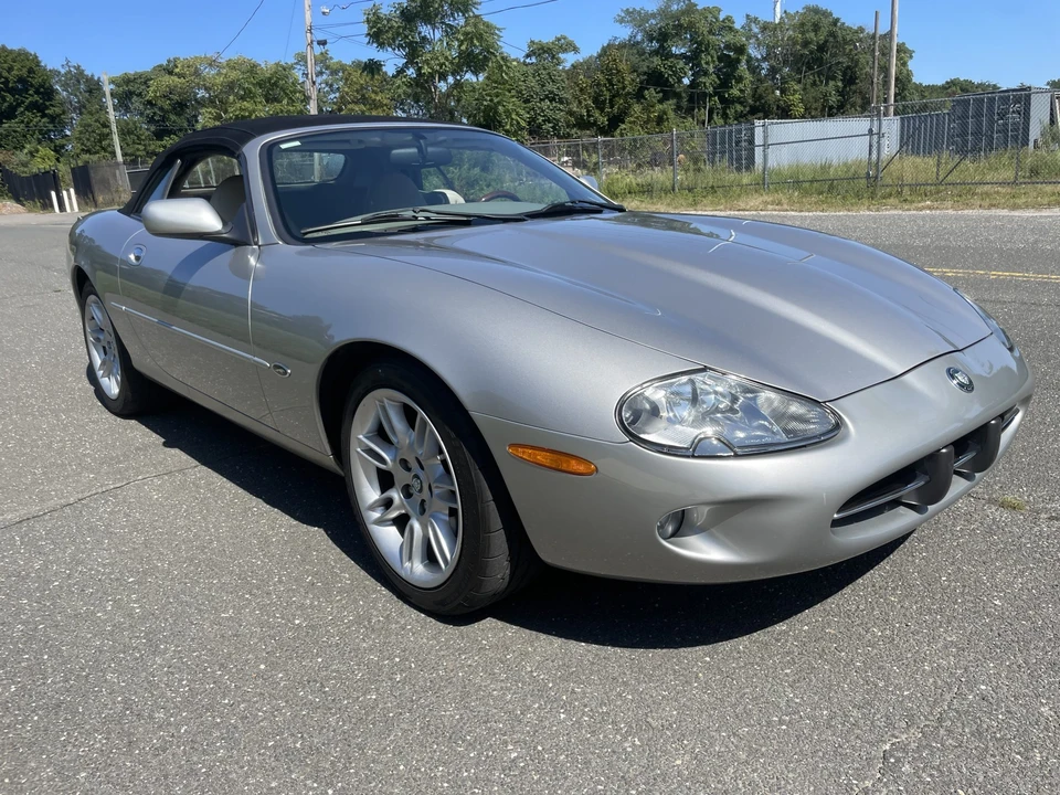 1999 Jaguar X100 XK8 - Image 8 of 31