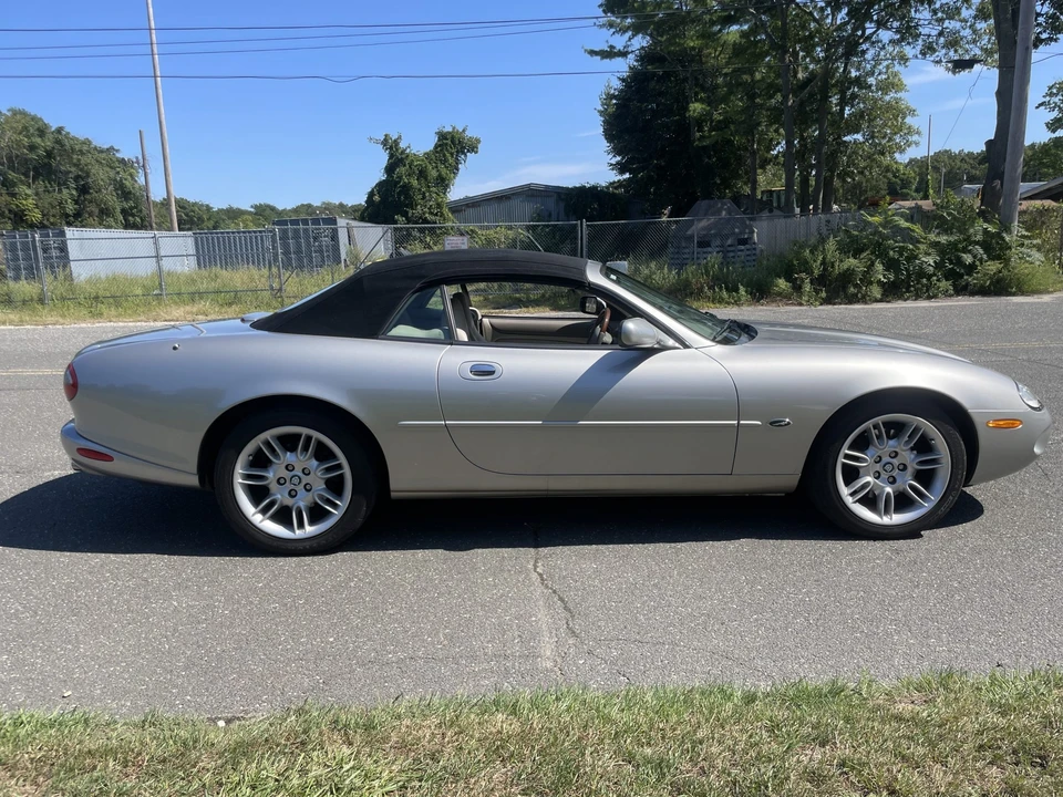1999 Jaguar X100 XK8 - Image 7 of 31