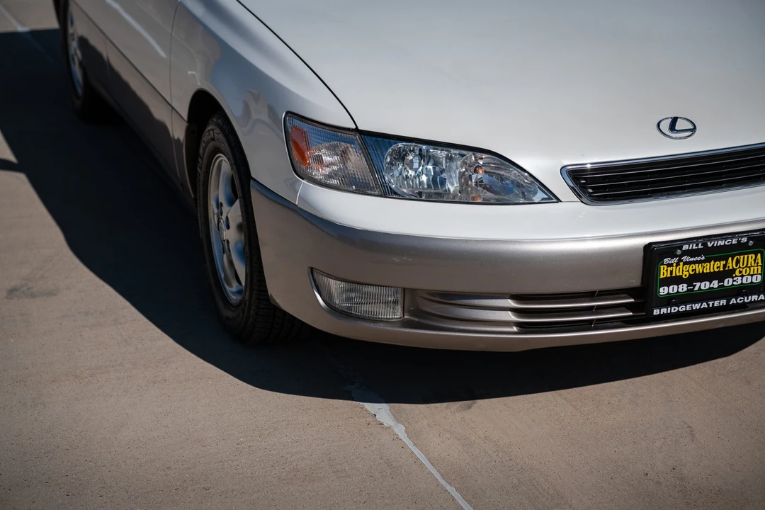 1999 Lexus ES 3rd Gen - Image 21 of 31