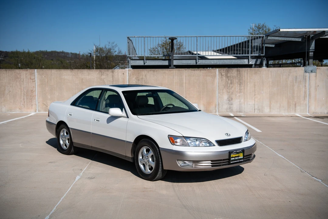 1999 Lexus ES 3rd Gen - Image 7 of 31