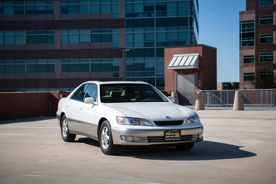1999 Lexus ES 3rd Gen - Image 6 of 31