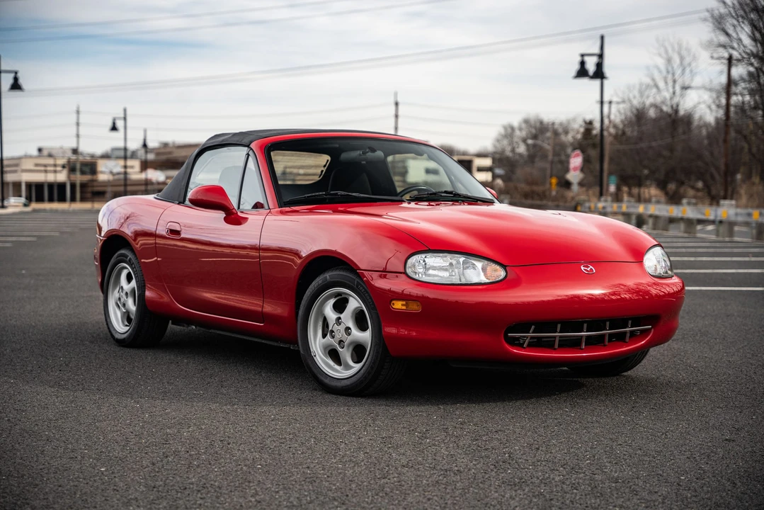 1999 Mazda NB MX-5 Miata - Image 18 of 31