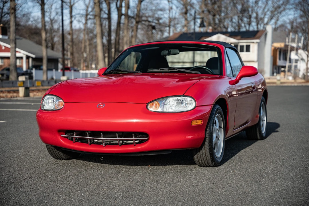 1999 Mazda NB MX-5 Miata - Image 13 of 31