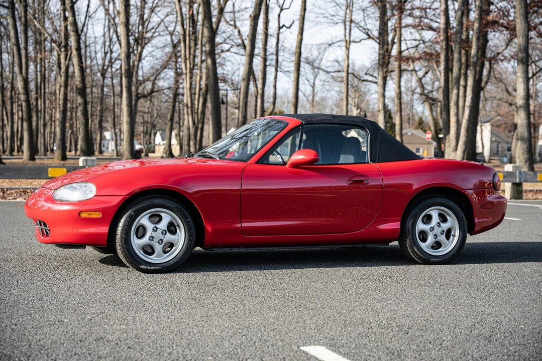 1999 Mazda NB MX-5 Miata - Image 10 of 31