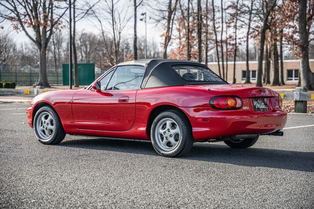 1999 Mazda NB MX-5 Miata - Image 29 of 31