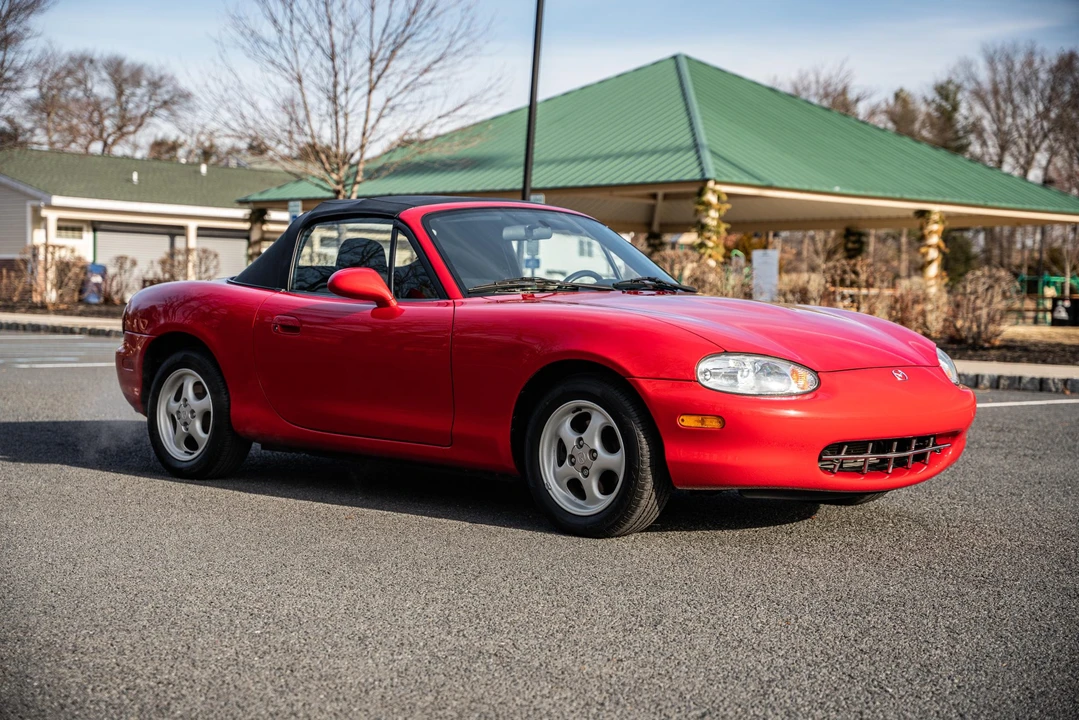 1999 Mazda NB MX-5 Miata - Image 19 of 31