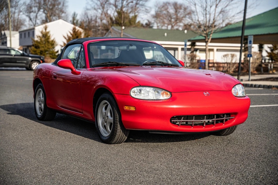 1999 Mazda NB MX-5 Miata - Image 17 of 31
