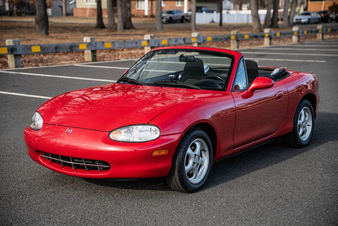 1999 Mazda NB MX-5 Miata - Image 2 of 31