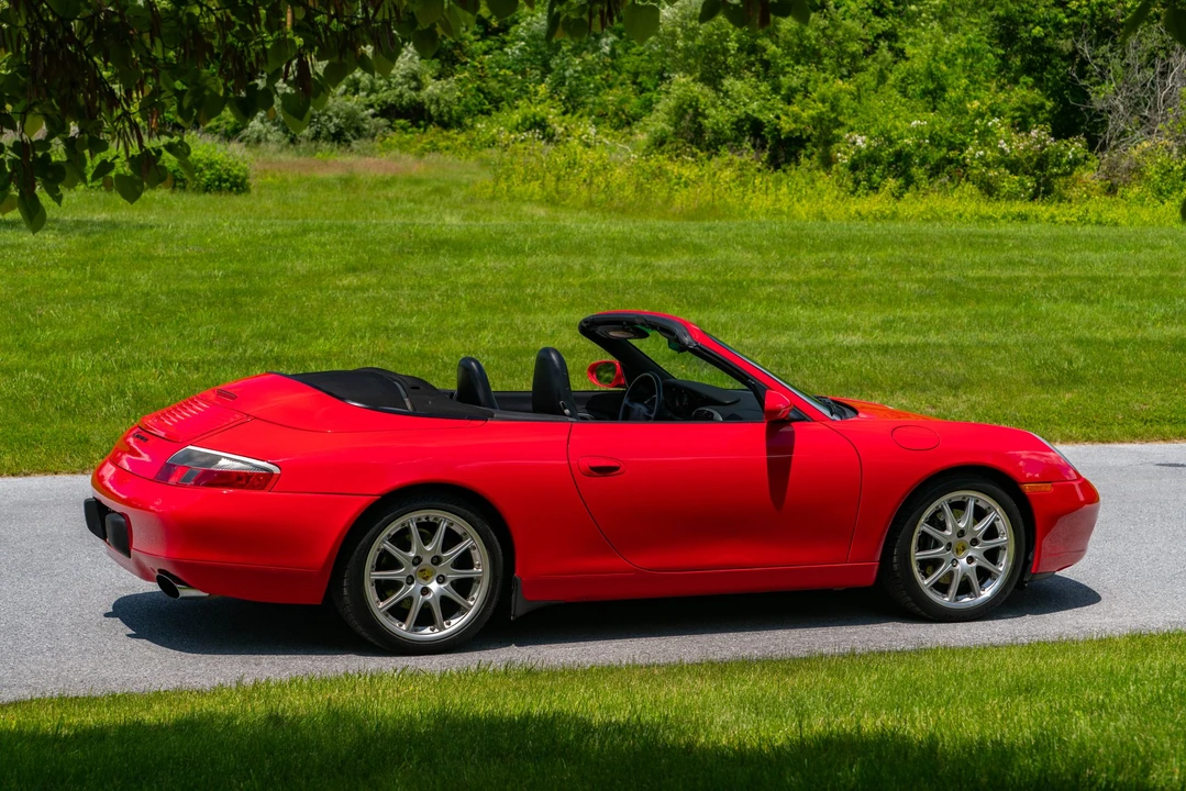 1999 Porsche 996 Carrera - Image 30 of 31