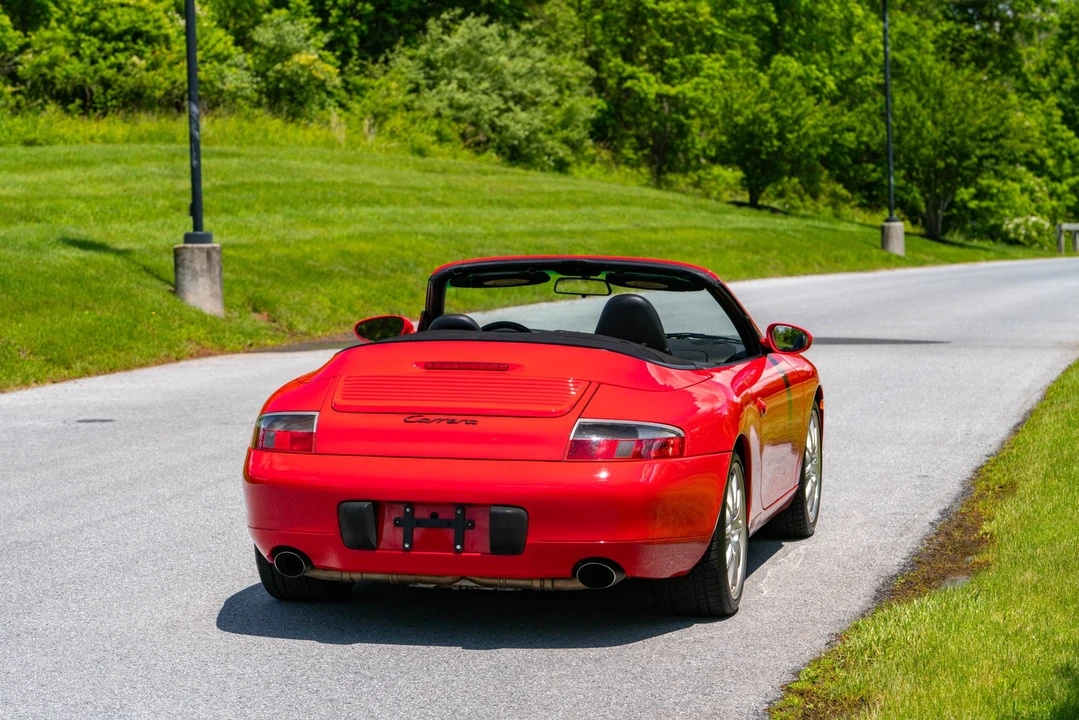 1999 Porsche 996 Carrera - Image 23 of 31