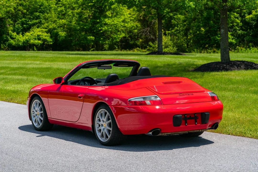 1999 Porsche 996 Carrera - Image 17 of 31