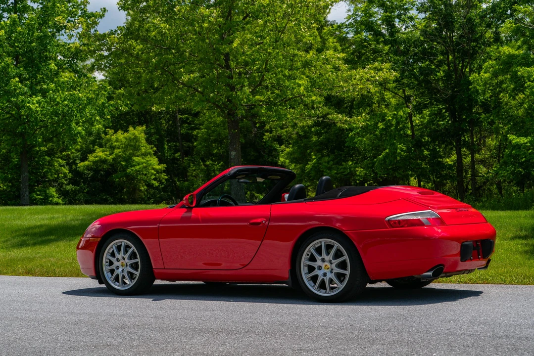1999 Porsche 996 Carrera - Image 14 of 31