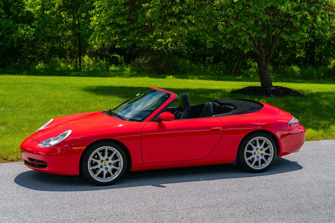 1999 Porsche 996 Carrera - Image 9 of 31
