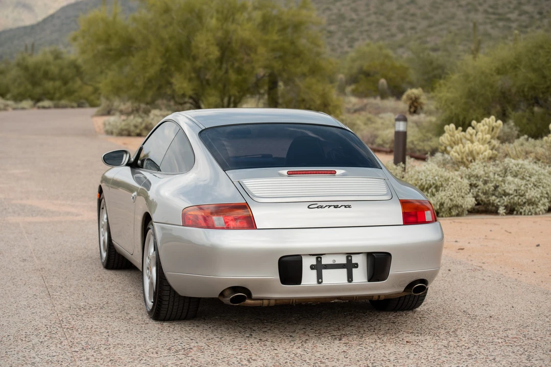1999 Porsche 996 Carrera - Image 18 of 31