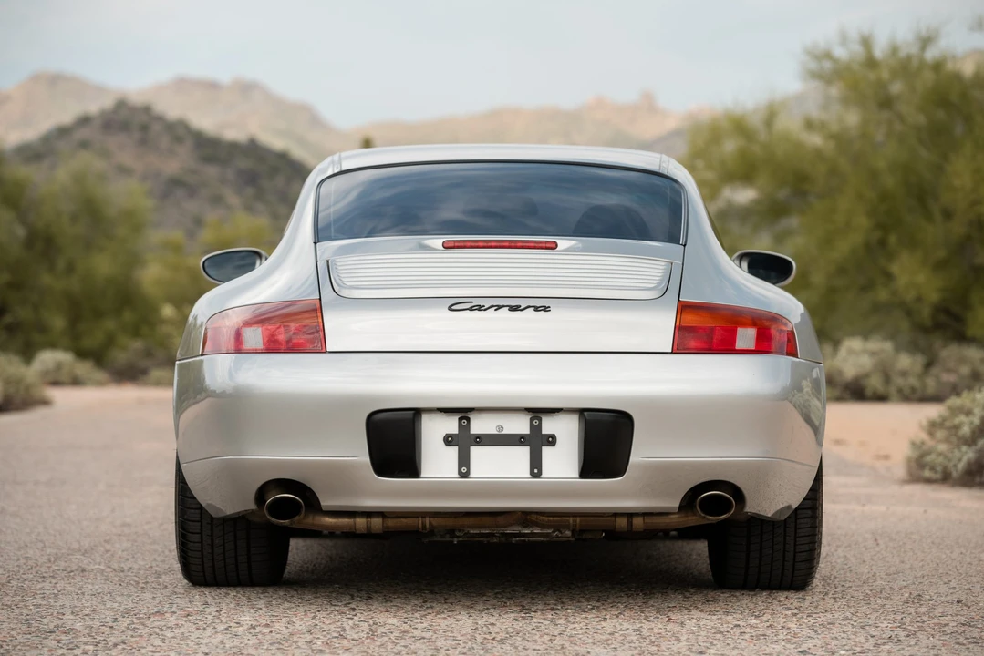 1999 Porsche 996 Carrera - Image 19 of 31
