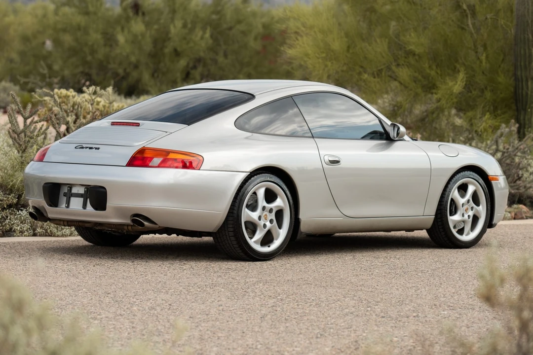 1999 Porsche 996 Carrera - Image 23 of 31