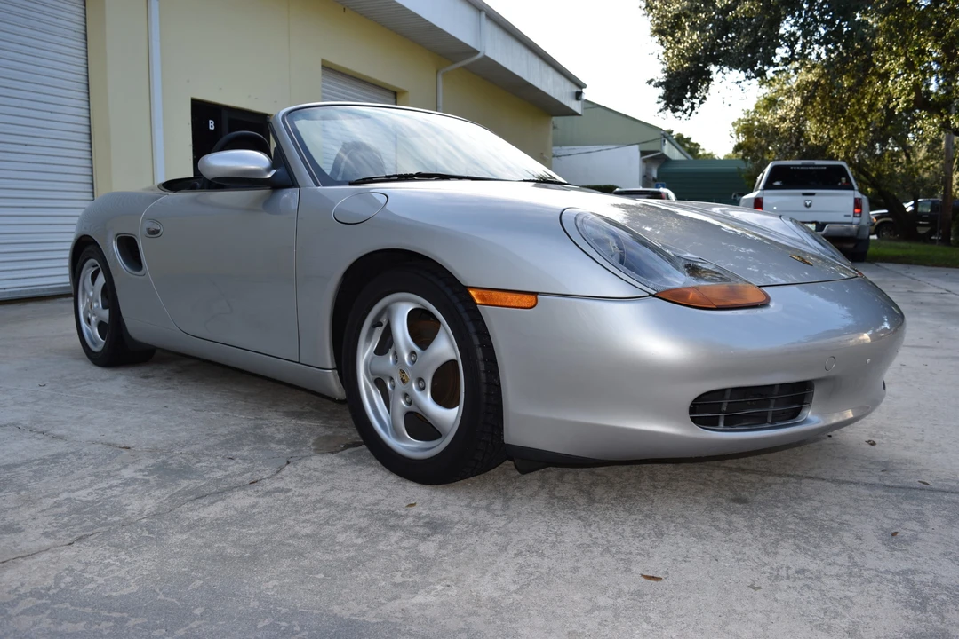 1999 Porsche 986 Boxster - Image 13 of 31